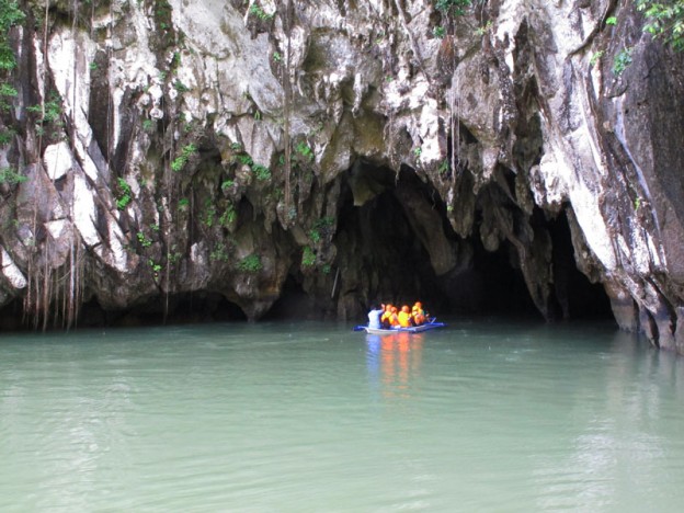 Entering the Underground River, Palawan